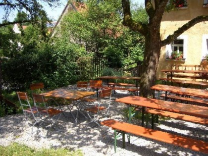 照片: Biergarten Hundshaupten